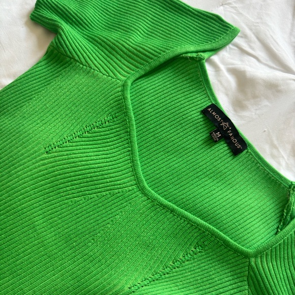 Green mini dress - Picture 3 of 3